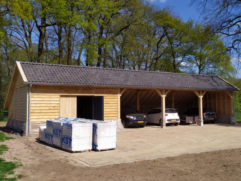 Kapschuur in Hezingen – foto 1